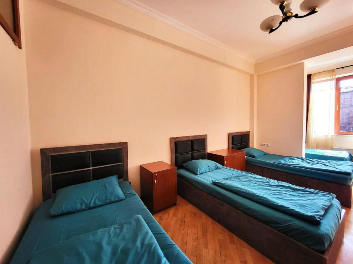 Arevahostel&Apartment Erivan Dış mekan fotoğraf